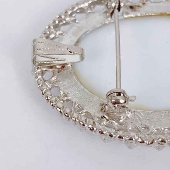 Vintage Mid Century Porcelain Floral Cameo Brooch Pendant Silver Filigree Oval - Picture 10 of 11